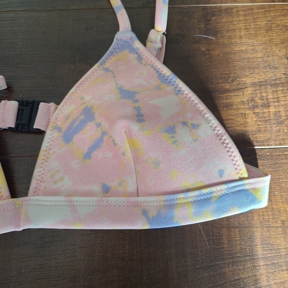 Triangl swimwear bikini top. - Picture 2 of 5